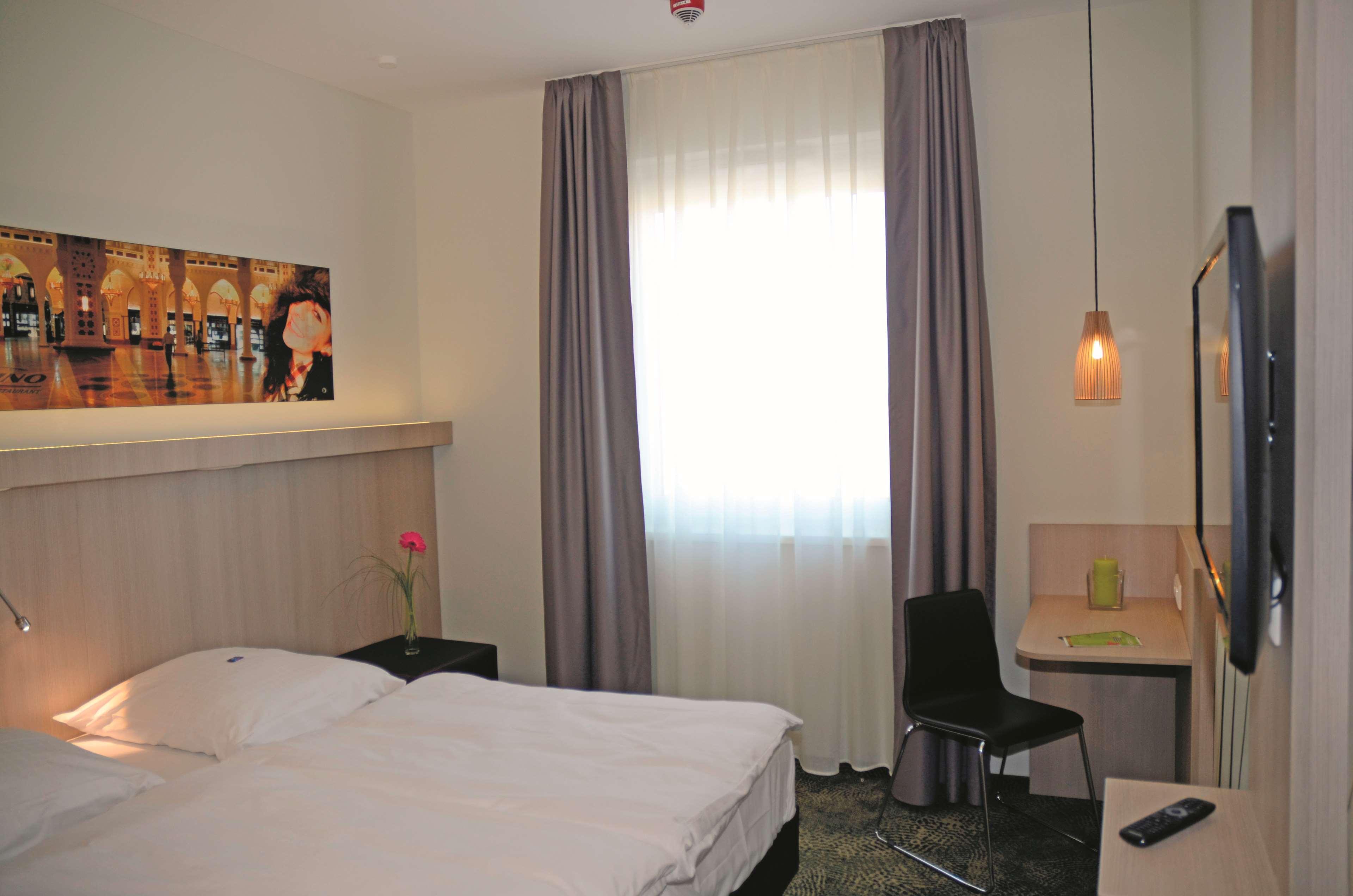 Best Western Hotel バート・ラッペナウ エクステリア 写真